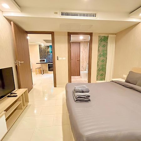 Grand Avenue Residence Condominium Pattaya Exteriör bild