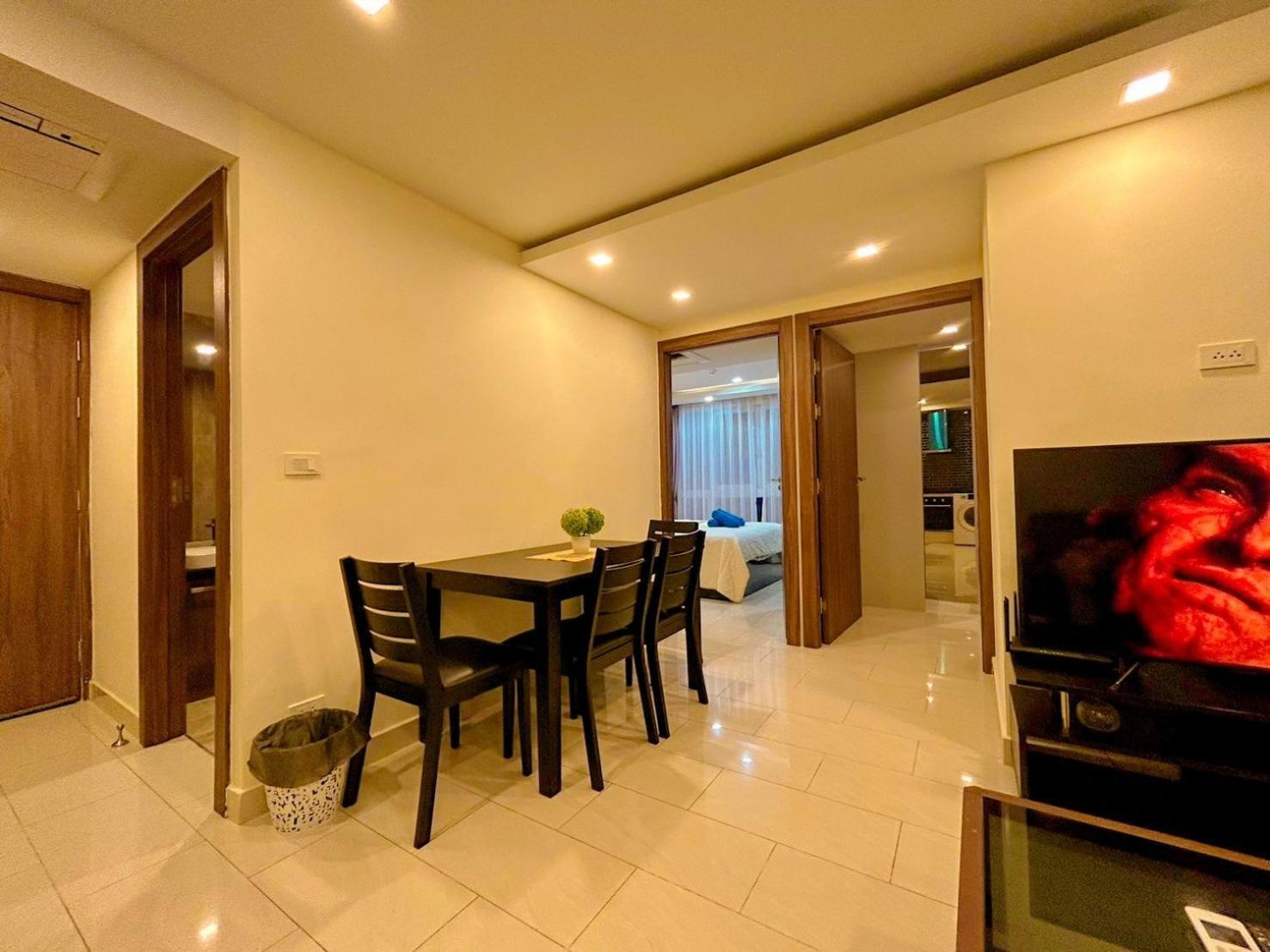 Grand Avenue Residence Condominium Pattaya Exteriör bild