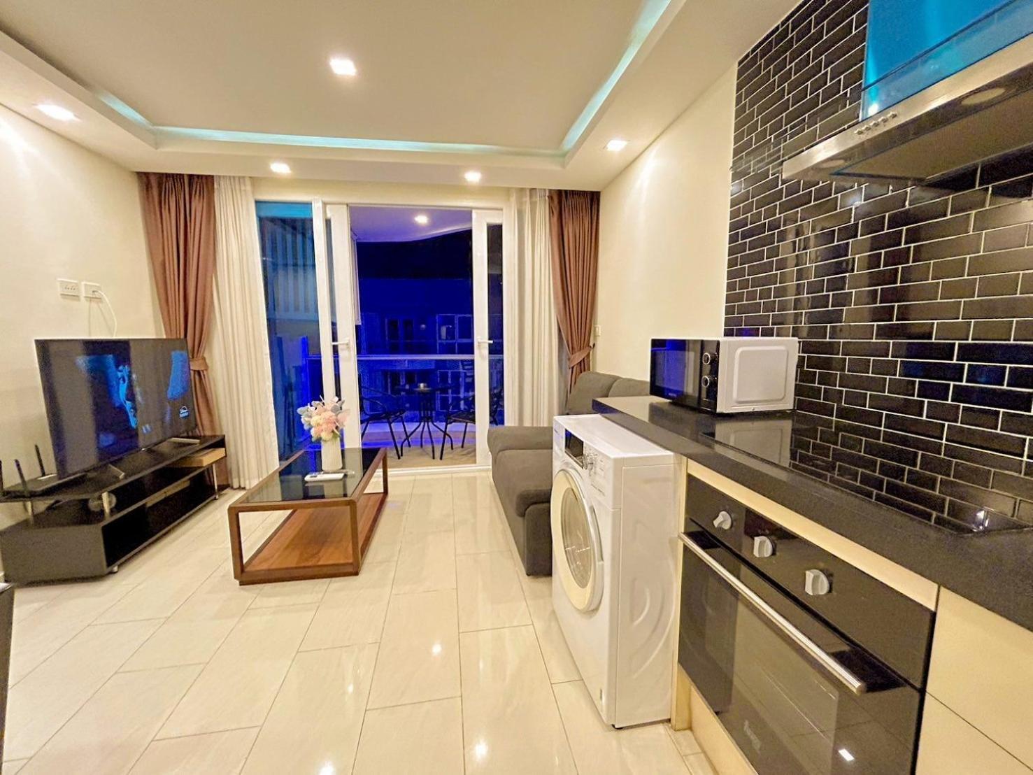 Grand Avenue Residence Condominium Pattaya Exteriör bild