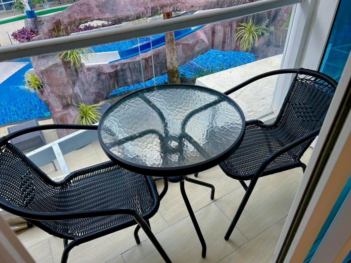 Grand Avenue Residence Condominium Pattaya Exteriör bild