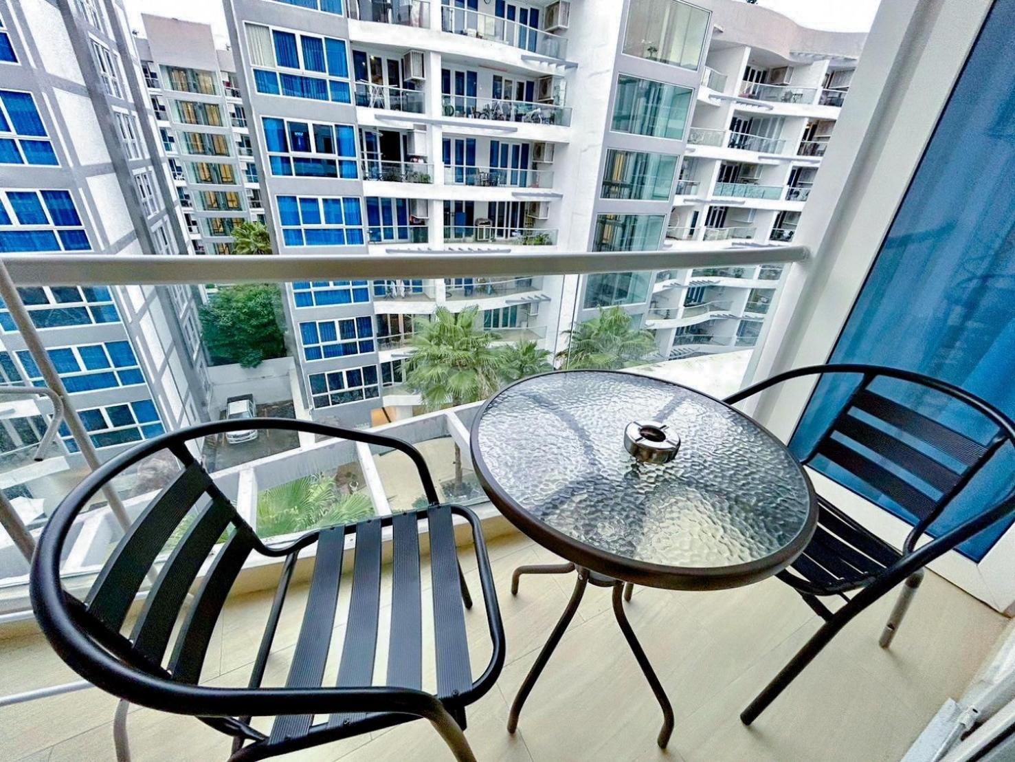 Grand Avenue Residence Condominium Pattaya Exteriör bild